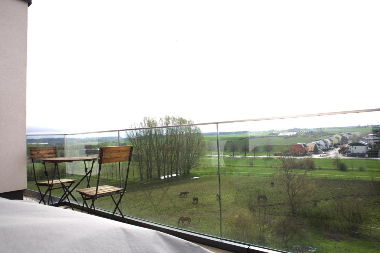 Peaceful Modern 2 Bedroom Penthouse With Nice View Hesperange Buitenkant foto